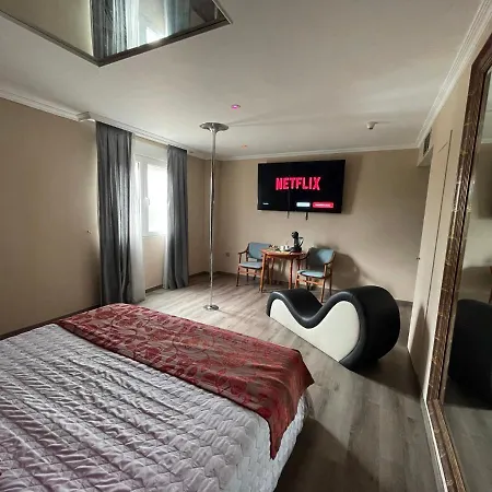 La Siesta Motel